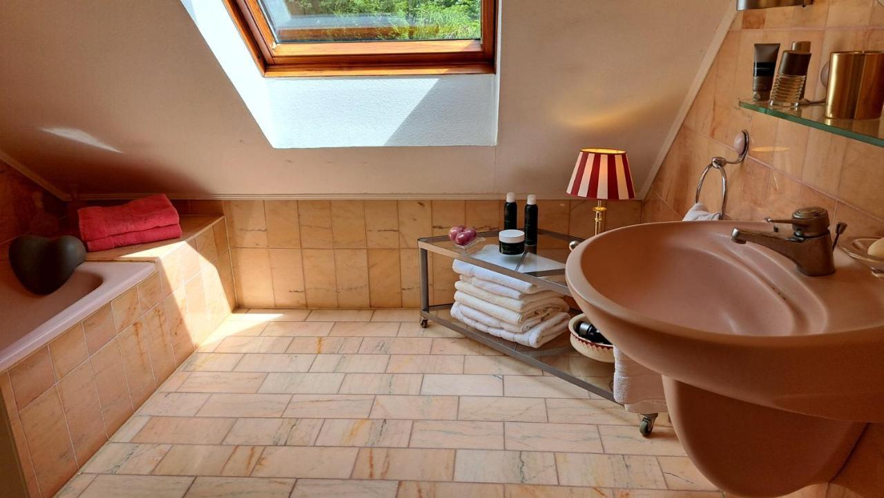 Ferienwohnung In Bad Wilhelmshoehe Weltkulturerbe Kassel Esterno foto